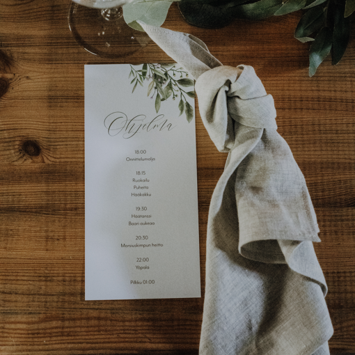 Menukortti häihin